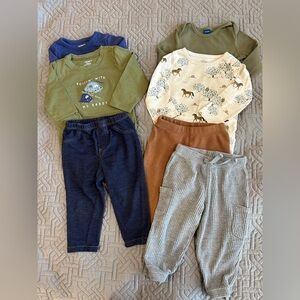 Carter’s & Old Navy 7 pc Baby Boy Bundle, 4 bodysuits, 3 pants Size 6-12 Mos